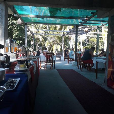 Kyaw Myanmar Hotel Gyeiktaw エクステリア 写真